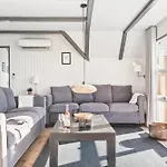 At Egsmark With Panoramic Views Of Bay And Mols Bjerge Close To The Beach, Nature And Ebeltofts Attractions Feriehus